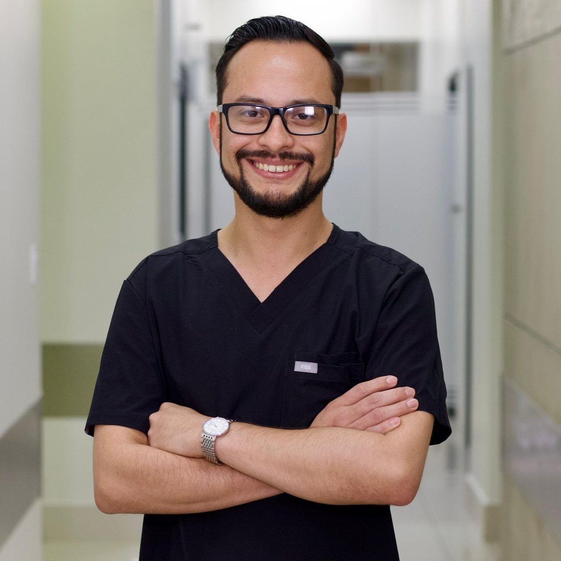 Dr. Romeo García