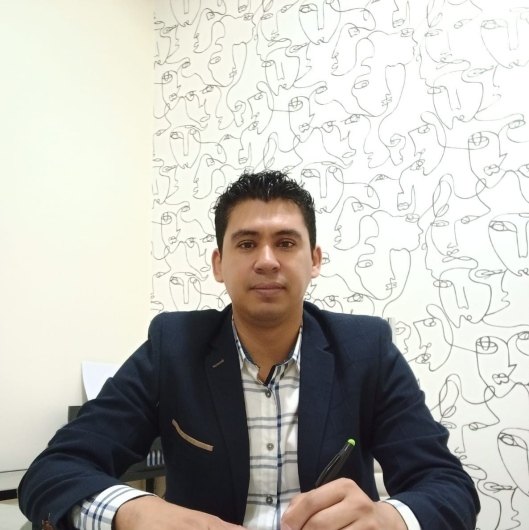 Dr. Carlos Morales
