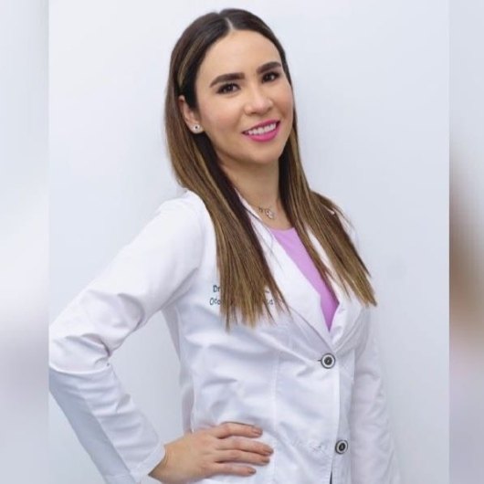 Dra. Laura Bazúa