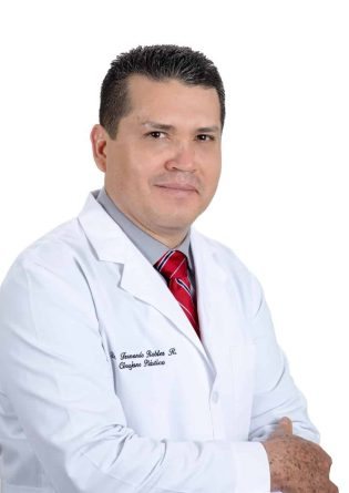 Dr. Fernando Robles