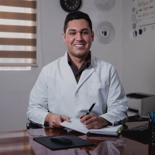 Dr. Erick Lozano